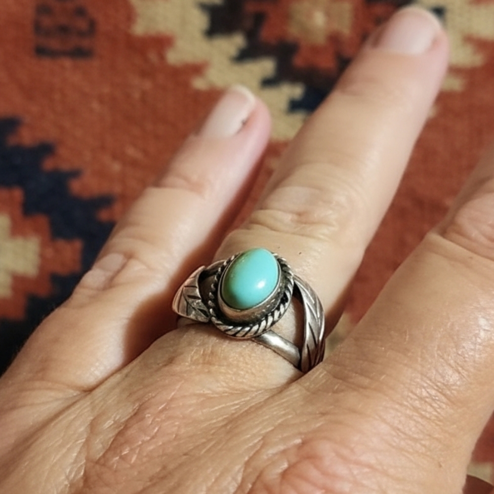 Vintage sterling silver Native American ring size 6 turquoise jewelry